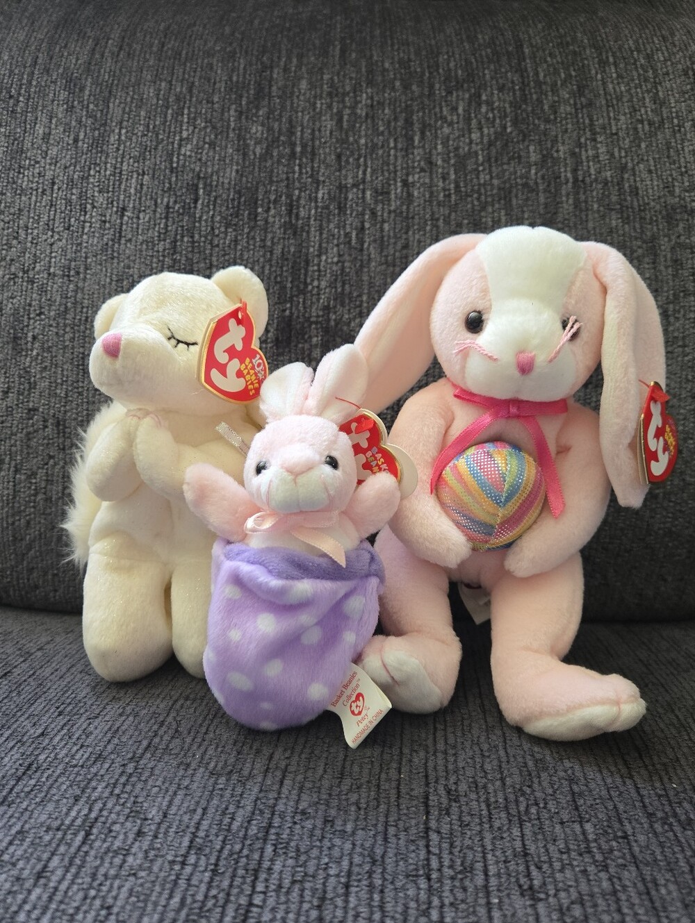 Ty Plush Bundle, Two Easter Bunnies And One Prayer Bear
